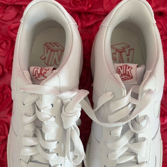 wmns air force 1 pixel summit white